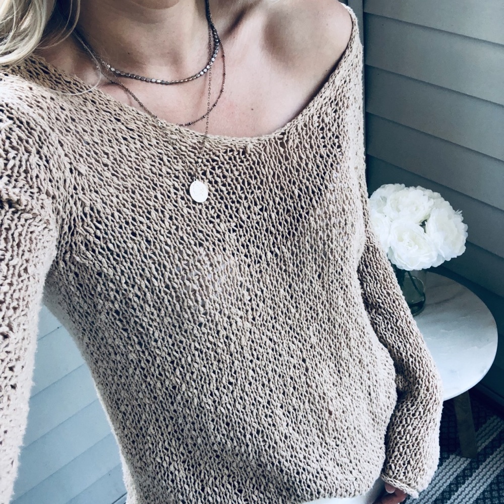 Forever 21 knit sweater in camel